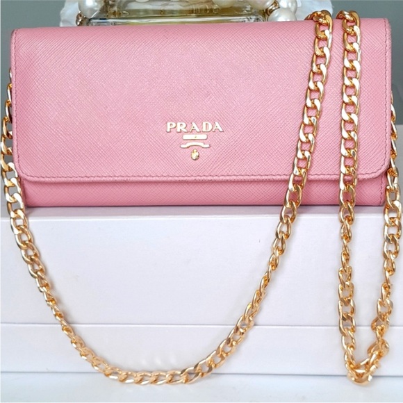 Prada Stunning Wallet/Cross body! - Picture 1 of 16